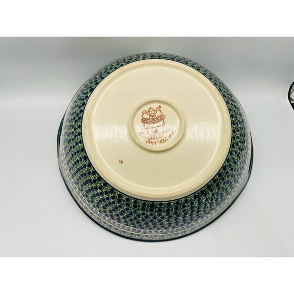 Polish Pottery Medium Bowl with Handles (Poppies All Around) - Picture 6 of 7